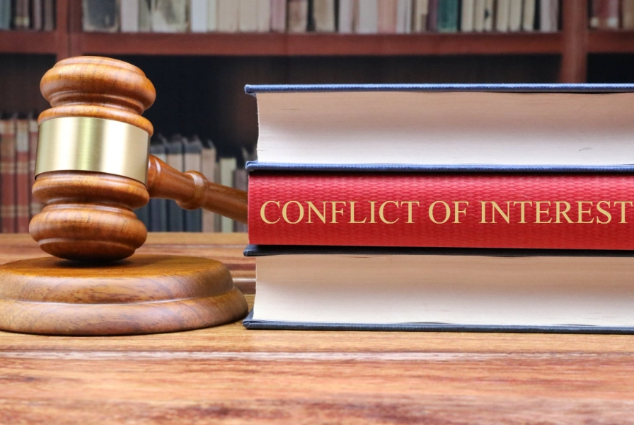 how to avoid conflict of interest in investing